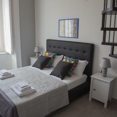 Vesuvius Luxury Suites Napoli Ngoại thất bức ảnh