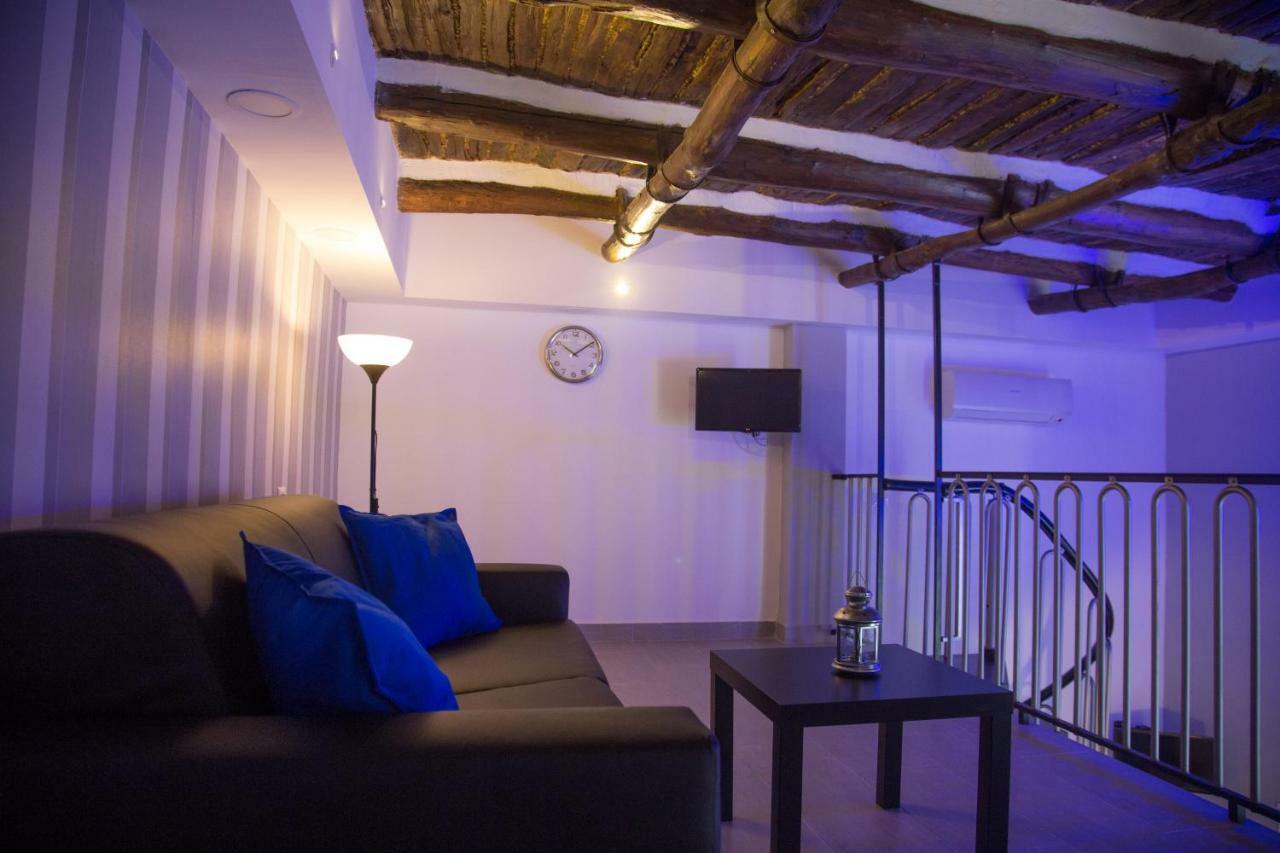 Vesuvius Luxury Suites Napoli Ngoại thất bức ảnh