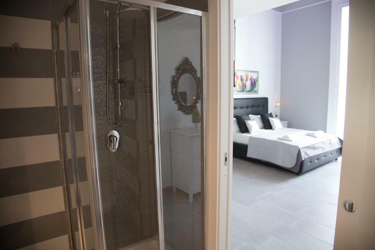 Vesuvius Luxury Suites Napoli Ngoại thất bức ảnh